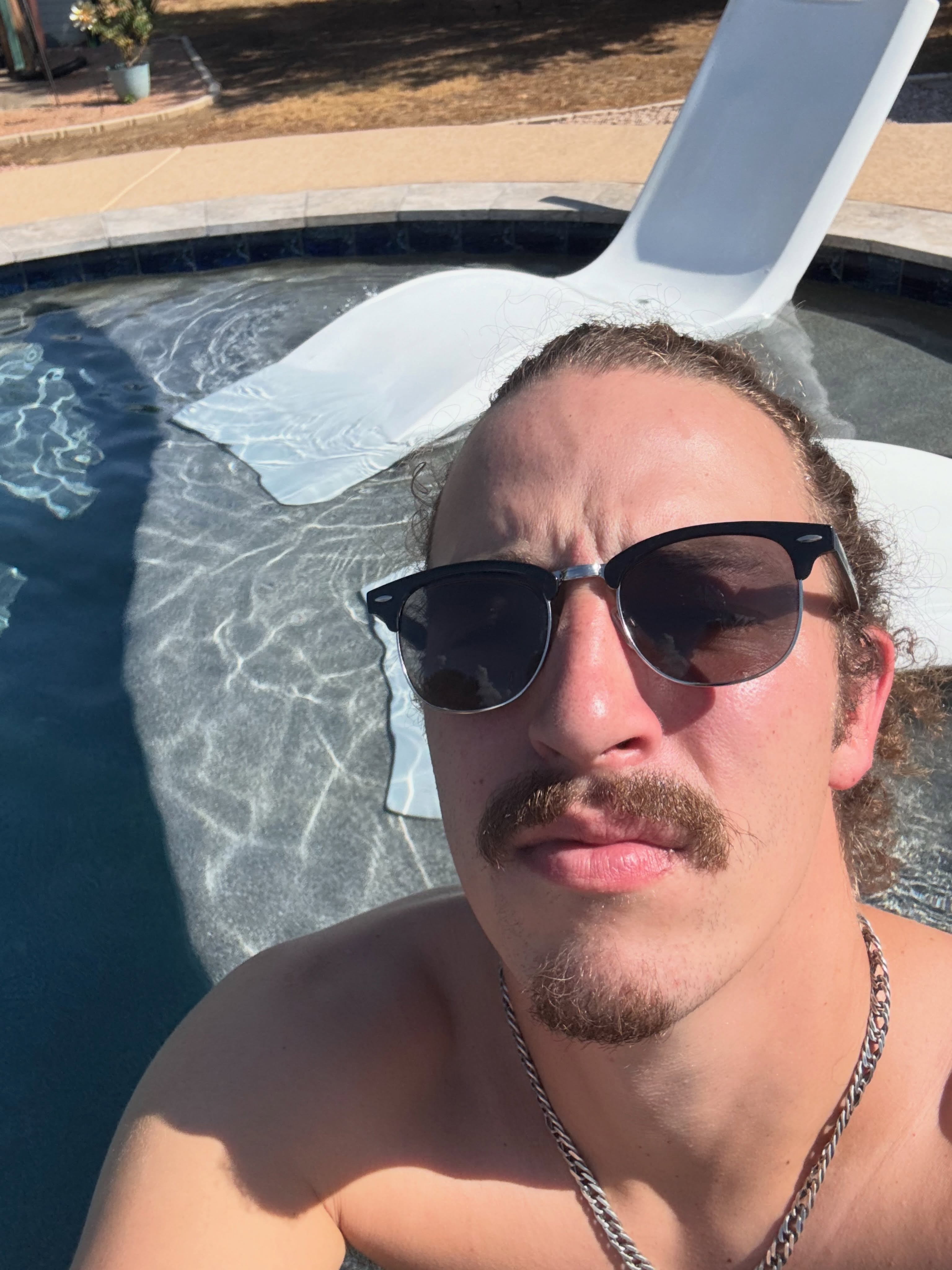 -
Got to Abiline a day early to swim n dove hunt with some friends and family. Come see us tomorrow at the @westtxfairrodeo!!!!! @millerlite 

#parkerryan #abeline #dovehunting #westtx #pool